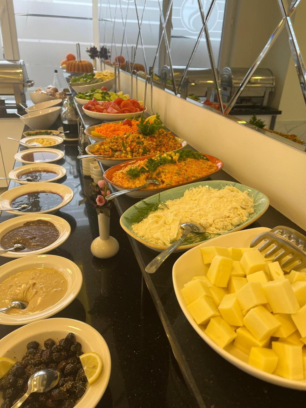 Simal Hotel Rize Buitenkant foto